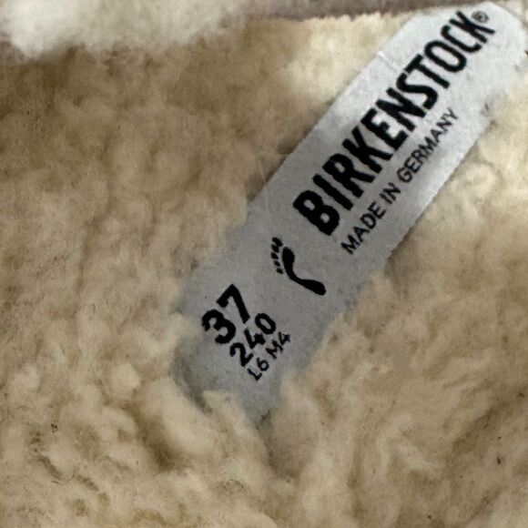 NWT BIRKENSTOCK Birkenstock Arizona Big Buckle Shearling Teddy in Eggshell - Picture 10 of 11